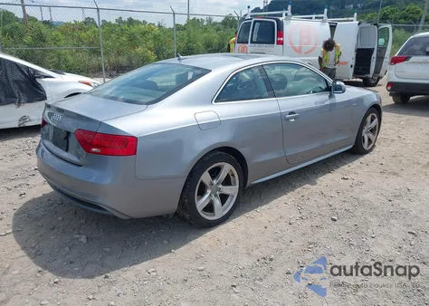 2016 Audi A5 2.0T Premium из США, поврежденный, VIN WAUD2AFR6GA000996